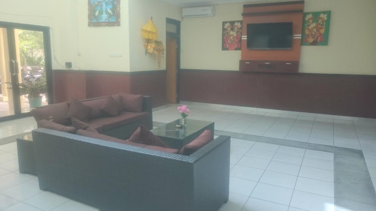 Edutel Undiksha Hotell Singaraja Exteriör bild
